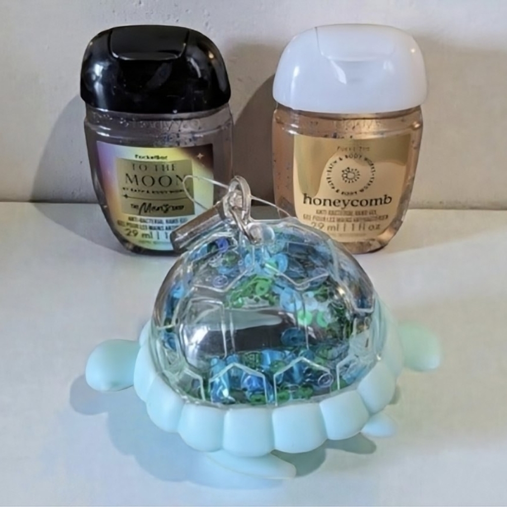 NEW Bath and Body Works PocketBac Holder and Sanitizers